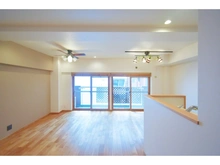 【大阪府/吹田市豊津町】ライオンズマンション第六江坂 リビング・ダイニング