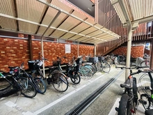 【大阪府/吹田市豊津町】ライオンズマンション第六江坂 駐輪場
