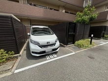 【兵庫県/西宮市甲子園九番町】ロイヤルアーク甲子園フローレス 専用駐車場