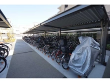 【兵庫県/西宮市千歳町】プラウド夙川コートテラス 駐輪場