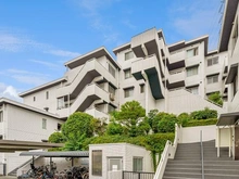 【神奈川県/横浜市青葉区榎が丘】グランビスタ青葉台 外観