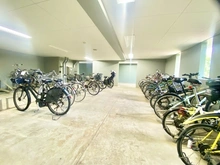 【神奈川県/横浜市緑区長津田町】アーバンビュー長津田 駐輪場