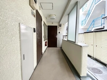 【東京都/板橋区坂下】コーラルハイツ蓮根II 共用廊下