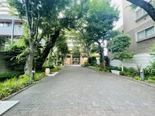 【埼玉県/志木市幸町】シーズウィッシュ志木 アプローチ