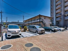 【埼玉県/朝霞市西弁財】レクセルガーデン朝霞台 駐車場