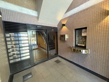 【兵庫県/芦屋市三条南町】ベルヴィル芦屋三条南 エントランス
