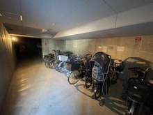【兵庫県/神戸市東灘区魚崎北町】ステイツ住吉川サンクチュアリ・スクエア 駐輪場