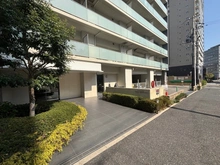 【兵庫県/神戸市中央区磯上通】神戸三宮ブリーズレジデンス アプローチ