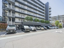 【東京都/葛飾区白鳥】ガーデンレジデンスお花茶屋 駐車場