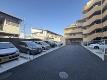 【埼玉県/さいたま市南区四谷】ダイアパレス武蔵浦和 駐車場