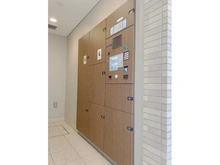 【埼玉県/さいたま市北区日進町】プラウド宮原ガーデニア 宅配BOX