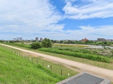 【東京都/世田谷区玉川】プラウド二子玉川 多摩川緑地（現地より約200m）