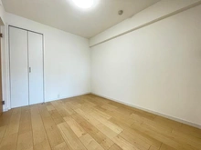 【神奈川県/横浜市鶴見区市場上町】オーベル横浜鶴見 洋室