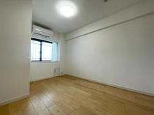 【神奈川県/横浜市鶴見区市場上町】オーベル横浜鶴見 洋室