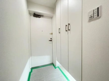 【神奈川県/横浜市鶴見区市場上町】オーベル横浜鶴見 玄関