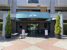 【神奈川県/横浜市鶴見区市場上町】オーベル横浜鶴見 エントランス