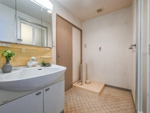 【大阪府/高槻市別所本町】アルティプラザ高槻 洗面室