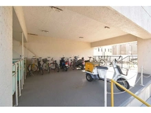 【大阪府/枚方市三矢町】メゾン枚方リバーサイド 駐輪場