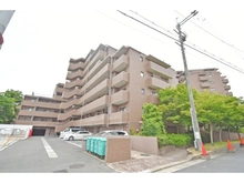 【大阪府/枚方市田口山】ダイアパレス枚方山田池公園 外観