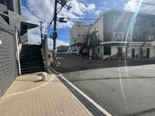 【大阪府/枚方市樋之上町】レ・ジェイド樟葉 前面道路