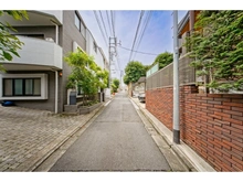 【東京都/新宿区市谷砂土原町】ロイヤルステージ市ヶ谷 前面道路