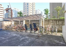 【東京都/三鷹市下連雀】ヴィザージュ三鷹 駐輪場