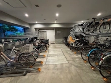 【東京都/府中市八幡町】プレシス府中 駐輪場