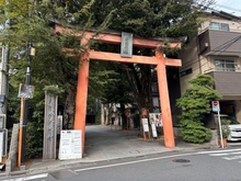 【東京都/新宿区矢来町】ベリスタ神楽坂 赤城神社（現地より約500m）：