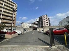 【大阪府/豊中市上新田】千里中央レジデンス 駐車場