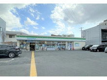 【大阪府/豊中市北桜塚】コム・クオレ豊中北桜塚 ファミリーマート豊中中桜塚店.（現地より約120m）