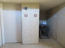 【埼玉県/所沢市美原町】オハナ新所沢 カート置場、生協宅配置場