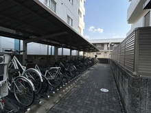 【愛知県/名古屋市守山区小六町】プラウド瓢箪山 駐輪場