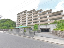 【愛知県/名古屋市千種区星が丘元町】フォレスト東山パークハウス D棟 外観