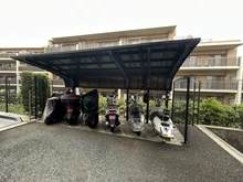 【神奈川県/横浜市港南区大久保】クリオ上大岡西弐番館 バイク置き場