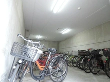 【神奈川県/川崎市高津区蟹ケ谷】クィーンヒルズ日吉 駐輪場