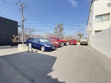 【神奈川県/横浜市中区根岸加曽台】ガーデン南山手3号棟 駐車場