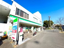 【神奈川県/横浜市中区根岸加曽台】ガーデン南山手3号棟 ファミリーマート　横浜本牧店（現地より約860m）