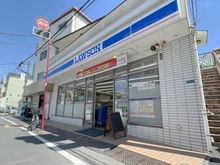 【東京都/北区赤羽西】西が丘パーク・ホームズ ローソン赤羽西店（現地より約350m）
