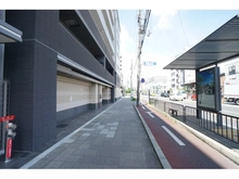【京都府/京都市下京区観喜寺町】エスリード京都梅小路公園 前面道路
