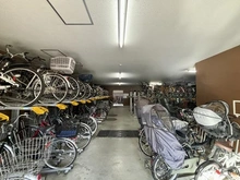 【滋賀県/大津市皇子が丘】ロータリーマンション大津京パークワイツ 駐輪場