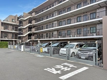 【神奈川県/横浜市瀬谷区瀬谷】ディアスタ横浜瀬谷 駐車場