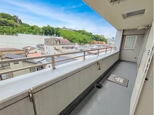 【神奈川県/横浜市中区新山下】エルズ元町 バルコニー