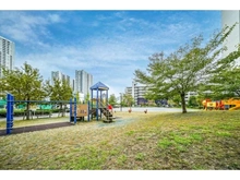 【東京都/港区港南】ワールドシティタワーズ　アクアタワー 港南和楽公園（現地より約540m）