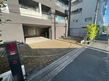 【兵庫県/尼崎市塚口町】パレ・ロワイヤル塚口 駐車場