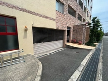 【兵庫県/伊丹市西台】パレ・シェール伊丹西台 駐車場