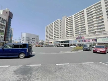 【埼玉県/富士見市鶴瀬東】コスモ鶴瀬ステーションスクエア 東武東上線「鶴瀬」駅（現地より約390m）