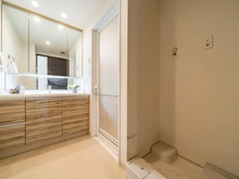 【千葉県/千葉市美浜区幕張西】リビオ海浜幕張ラヴィアンコート 洗面室