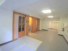 【千葉県/千葉市美浜区真砂】東建検見川マンションA棟 共用部：エレベーターホール