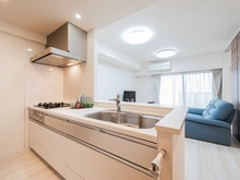 【千葉県/千葉市中央区問屋町】プレシス千葉みなと キッチン