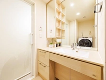 【埼玉県/さいたま市浦和区常盤】浦和常盤ザ・レジデンス　ウエストレジデンス 洗面所